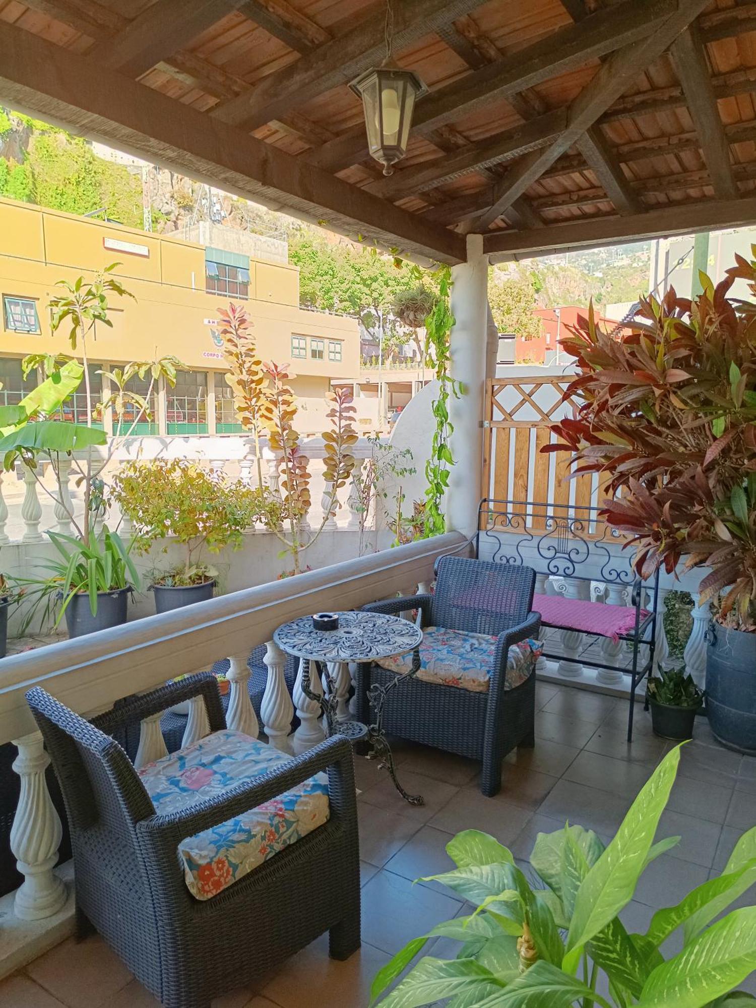 Home & Flower - Private Bedrooms Funchal Экстерьер фото