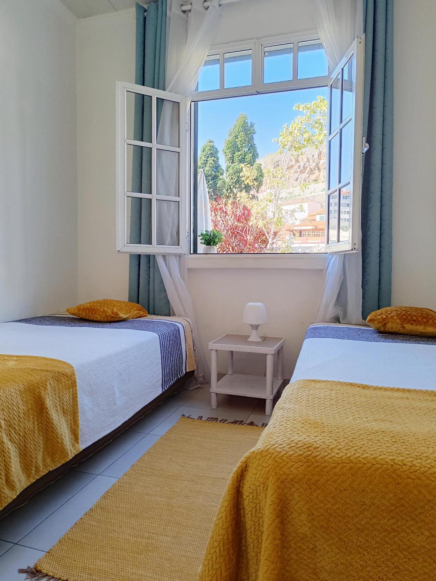 Home & Flower - Private Bedrooms Funchal Экстерьер фото