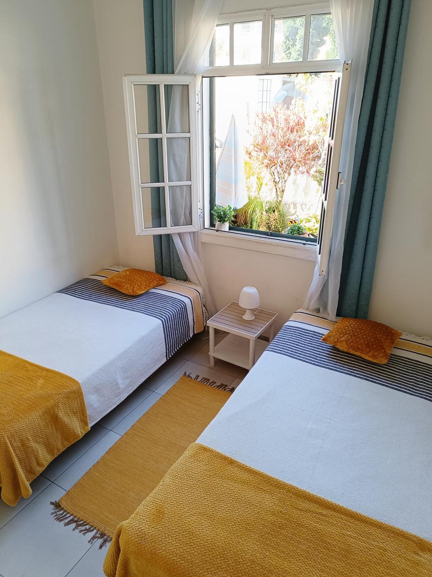 Home & Flower - Private Bedrooms Funchal Экстерьер фото